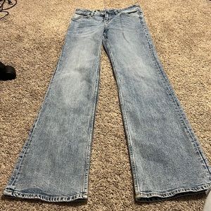 low waist jeans